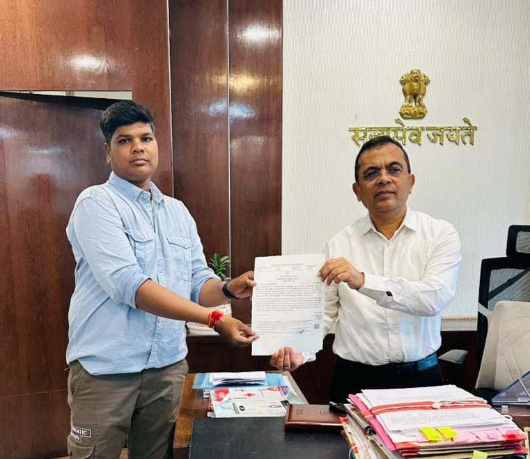 रायपुर : सेवा संकल्प अभियान : सेवा की कहानी : सेवा सेतु ऐप से संदीप यादव को दूसरे ही दिन मिला निवास प्रमाण पत्र, ऑनलाइन आवेदन से आसान हुई प्रक्रिया