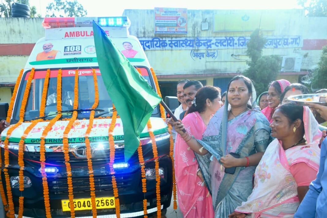 रायपुर : मंत्री लक्ष्मी राजवाड़े की पहल पर 12 घंटे में लटोरी पहुंची ALS एंबुलेंस