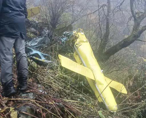 उत्तराखंड: बद्रीनाथ से देहरादून आ रहा हेलिकॉप्टर क्रैश, हादसे में पायलट समेत 6 यात्रियों की मौत, मुख्यमंत्री धामी ने दुःख जताया, दिए जांच के निर्देश